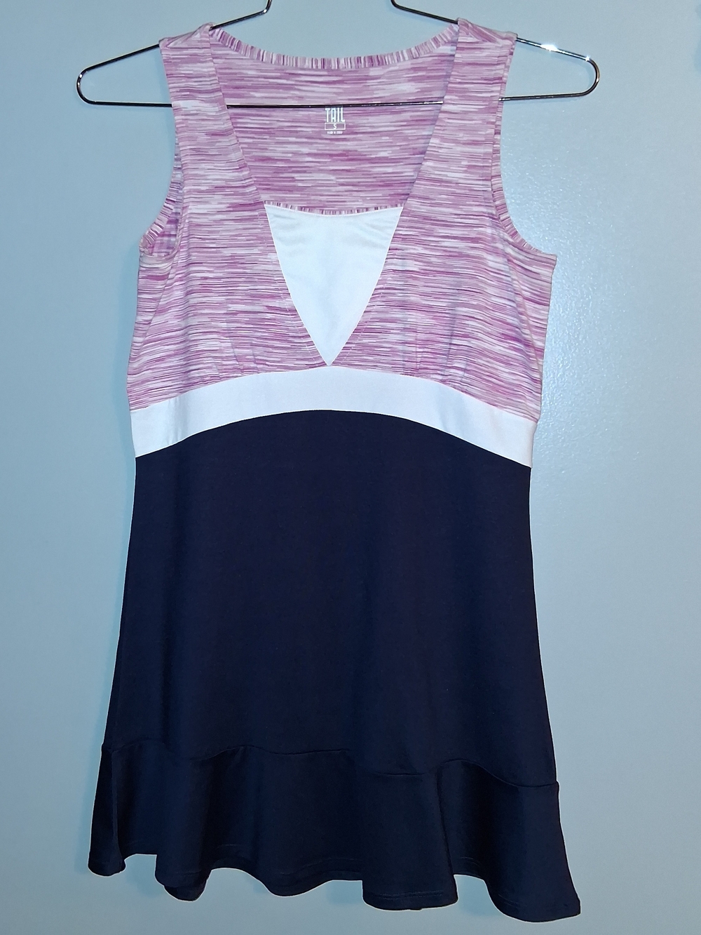 TAIL Pink Space-Dye & Navy V-Neck Colorblock Tank